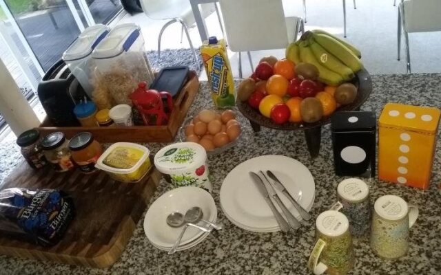 Berni's Boutique BnB Airport