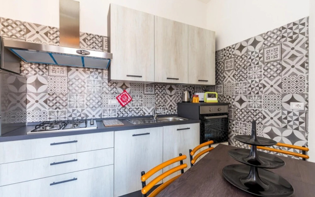 Emanuele III - 4 Bedroom Apartment