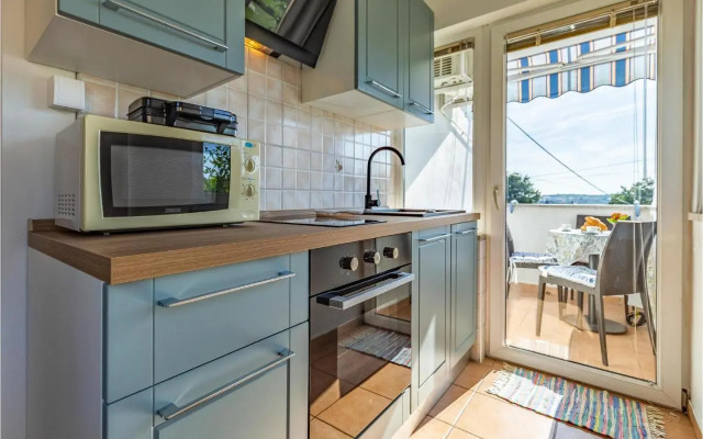 Apartment Banjole with Sea View 201