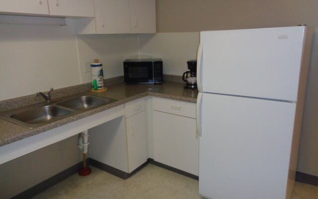 Riverview Suites Apartments