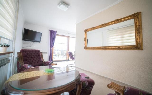 Guest House Ćiro