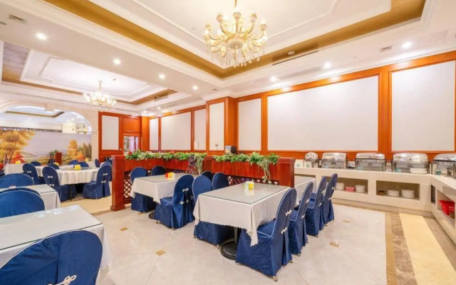 Vienna International Hotel (Shenzhen Bantian Huancheng South Road)