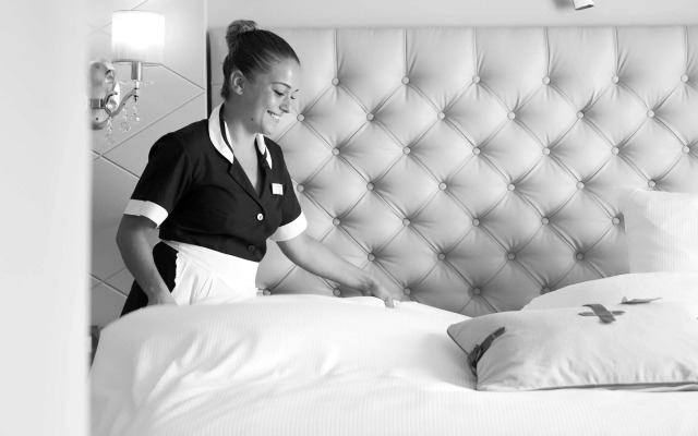 Grand Hotel Des Sablettes Plage, Curio Collection By Hilton