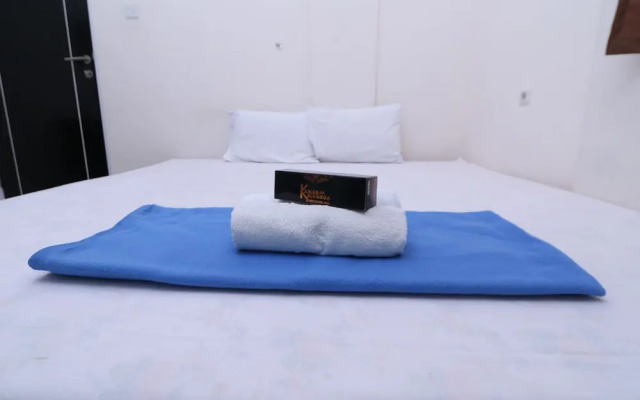 Kamar Keluarga Tanah Abang