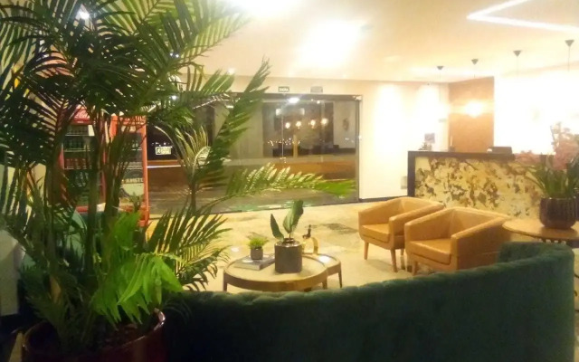 Avenida Park Hotel