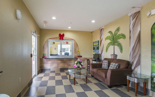 Scottish Inn & Suites Baytown