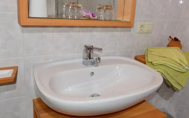 Ferienwohnung Delvai Maria