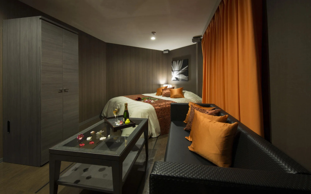 Hotel in the Green - Adults Only