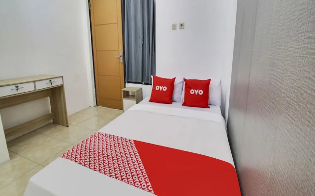 OYO Living 90950 Forzando House