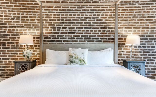 Stunning 5 BR Urban Oasis Downtown NOLA