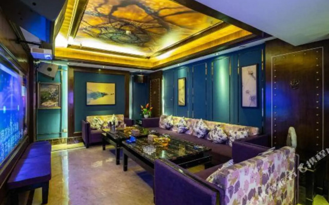 Huadu Hotel