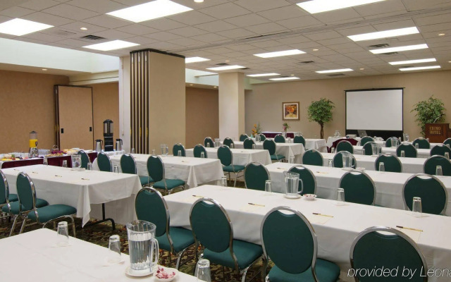 Holiday Inn Ottawa East by IHG