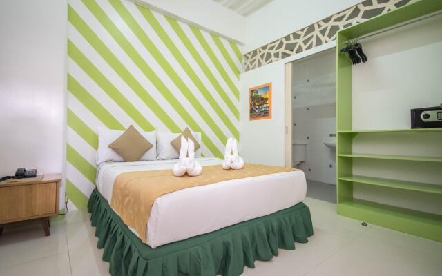 Alicia Tower Residences - Adult Only - Hostel