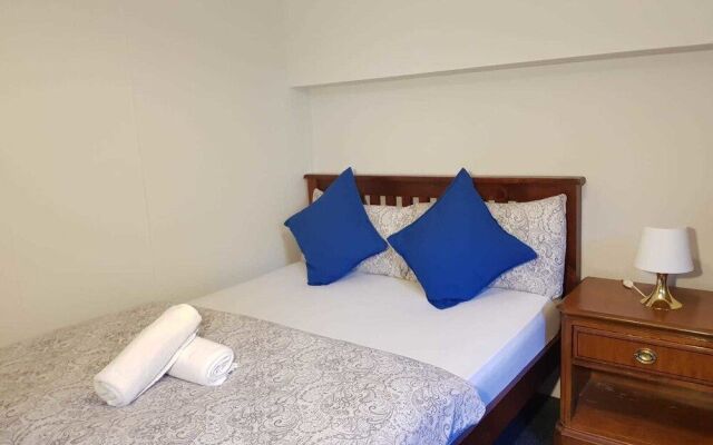 The Cumberland Townhouse Apartment