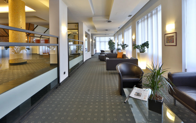 Best Western Hotel Biri