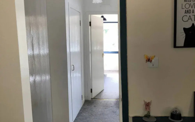 Limegrove Comfortable Three Bedroom House