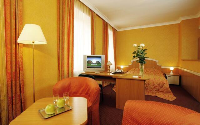 Moskva Hotel