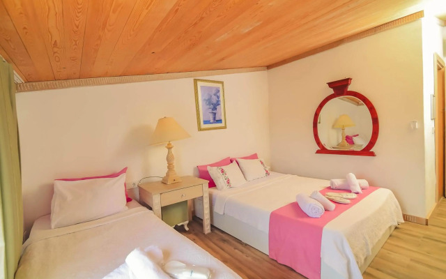 Alacati Asmalı Konak Otel