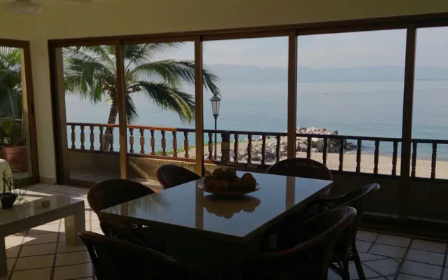 Los Tules Resort