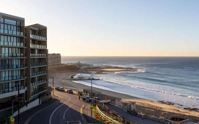 The Outlook 2 - Beachfront Apartment Newcastle