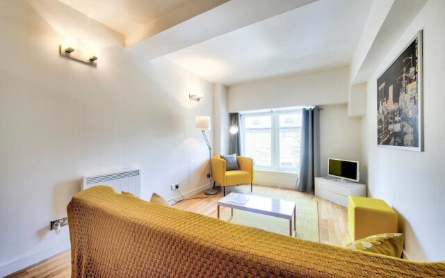 Stylish Central Apartment Near Royal Mile