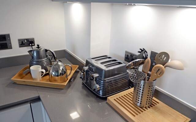 Apartment 2 Waterstone House - Luxury Sea View Apartment