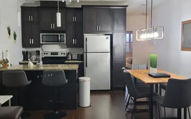 Champlain Condo 202
