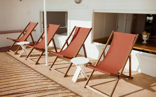 Il Delfino Seaside Inn