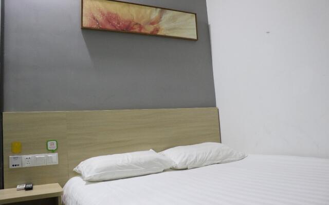 Hi Inn  Shanghai Songjiang Happy Valley