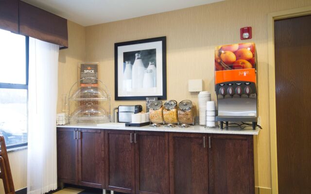 Hampton Inn Marshall