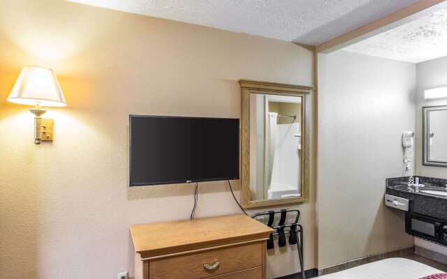 Rodeway Inn Goodlettsville South