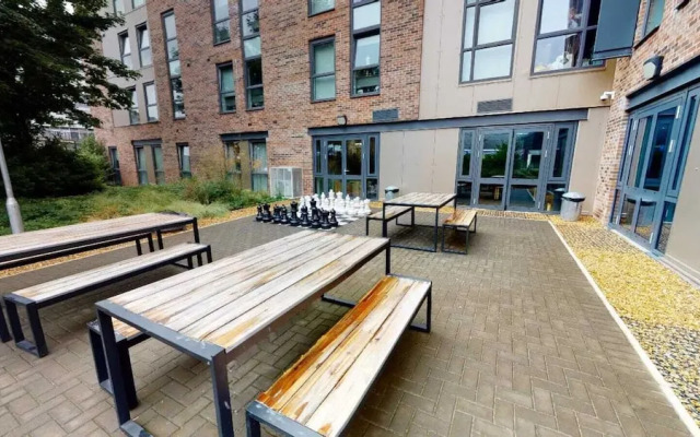 Student Only Collingwood