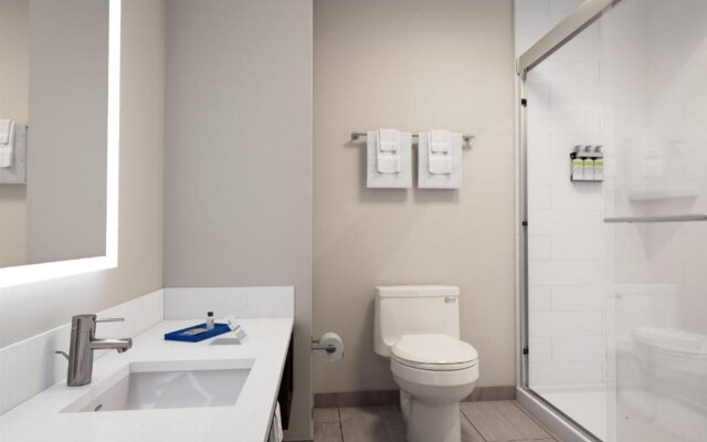 Holiday Inn Express & Suites Nokomis Sarasota South by IHG