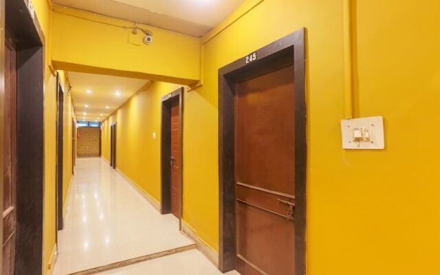 OYO 48884 Hotel Trishakti