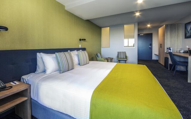 Mercure Melbourne Caroline Springs