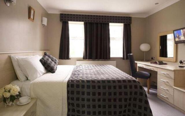 The Avenue Hotel