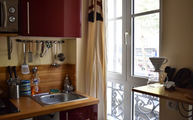 Renovated Studio in Paris