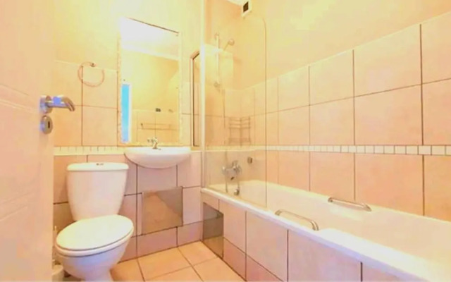 Beachside 3 bed apartment with stunning seaviews