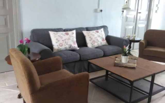 Immaculate 4-bed House in Pissouri