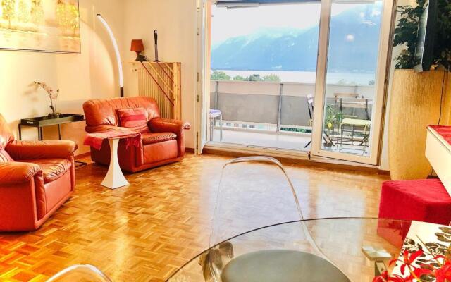 Family Apartment with Lake View | 73