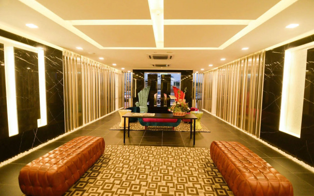 M Design Hotel at Shamelin Perkasa