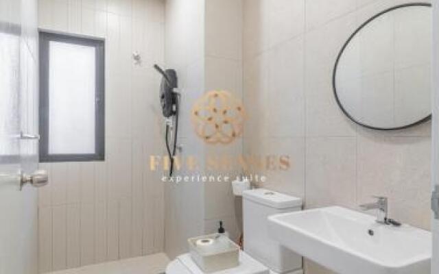 Kenwingston Avenue By Five Senses