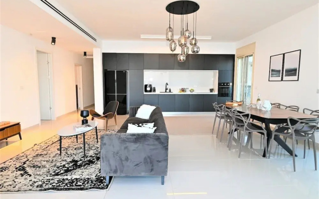 Nino Kings Penthouse