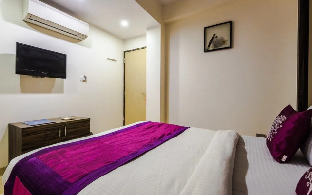 OYO 3323 Hotel Sheetal