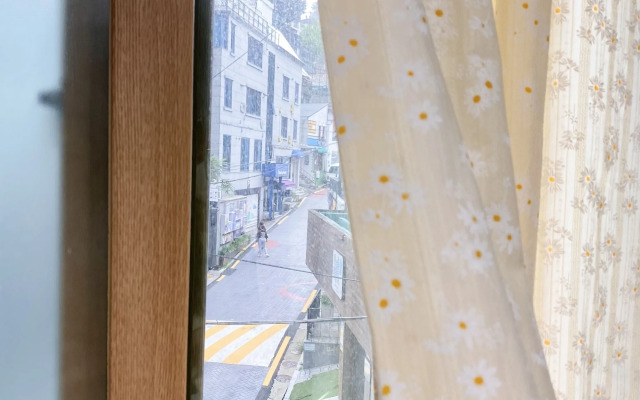 Starria Hostel Foreign Guest Only