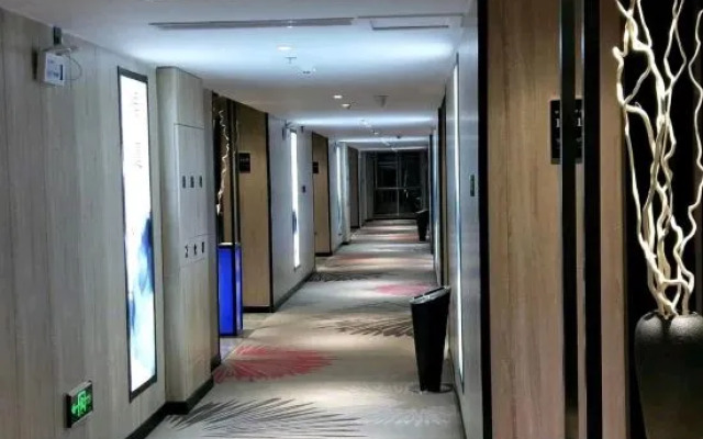 Fanxian Water Lily Dream Hotel