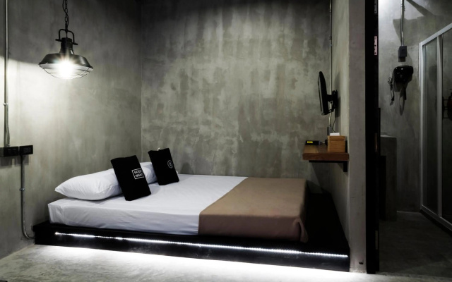 Bed Station Hostel – Guest Rooms – Bangkok