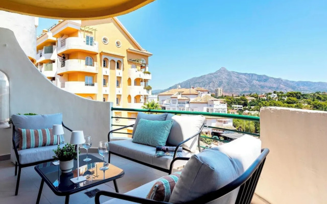 Amazing 3BD apt and Pool. Señorío de Aloha