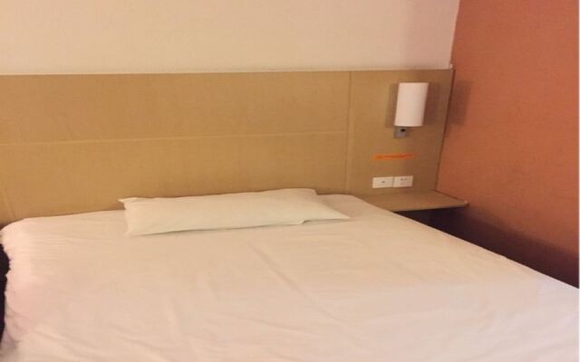 Hotel ibis Hangzhou Southern Song Dynasty Street