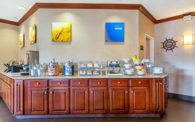 Comfort Suites Stevensville - St. Joseph